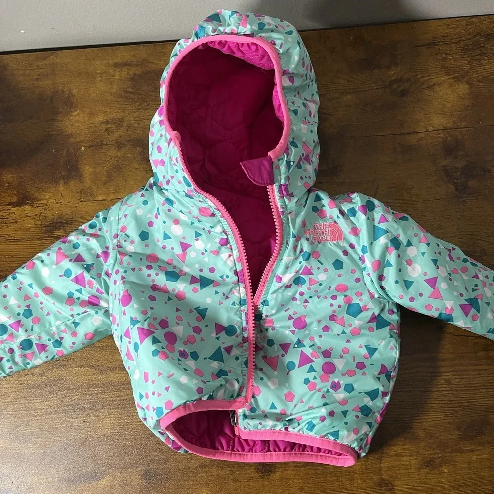 North Face infant winter Set Jacket Hat Snow Pants Mittens Size 3-6 Months